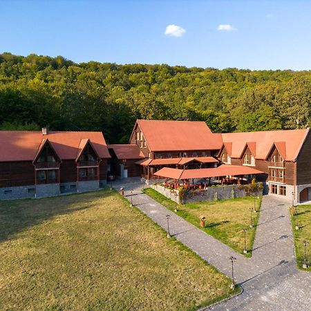 Отель 5.Evszak Сфынту-Георге Экстерьер фото